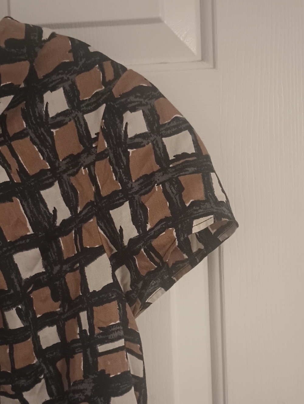 Talbots Brown, Black & White Grid-Pattern Short Sleeve Blouse - Picture 4 of 8